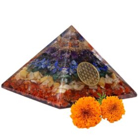7 Chakra Orgone Pyramid