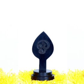 Karungali Vel With Stand